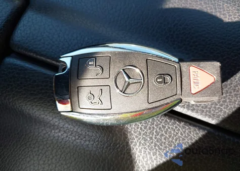 2014 Mercedes-Benz E 350 from USA, damaged, VIN WDDHF5KB9EB004286